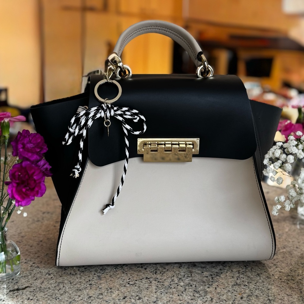 ♥️ Zack Posen  discontinued Eartha bag great condition purse comes as is